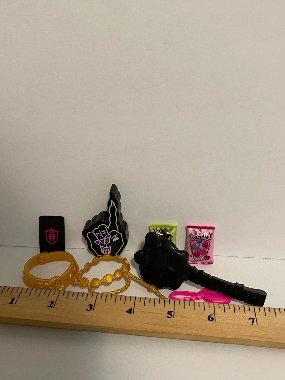 Monster High Doll Accessories Lot Toy - Picture 5 of 5